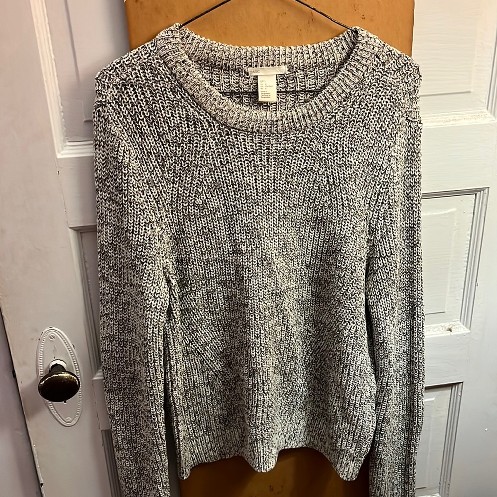 H&M Sweater